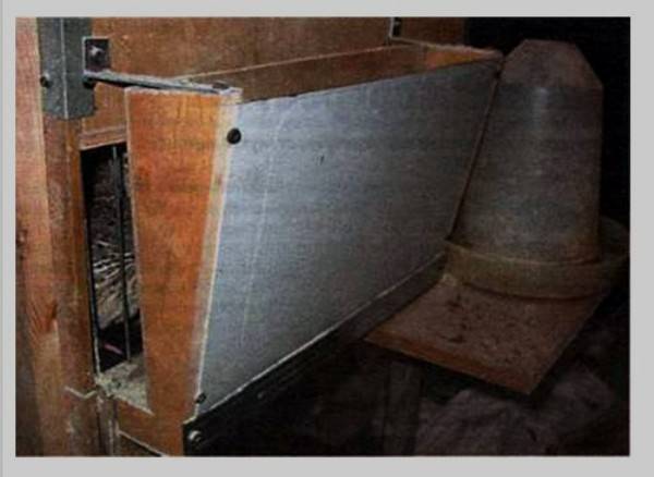 DIY bunker feeder for quail